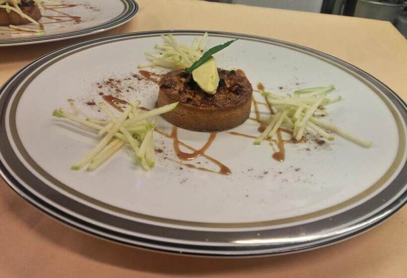酒店 L Auberge Du Cochon D Or