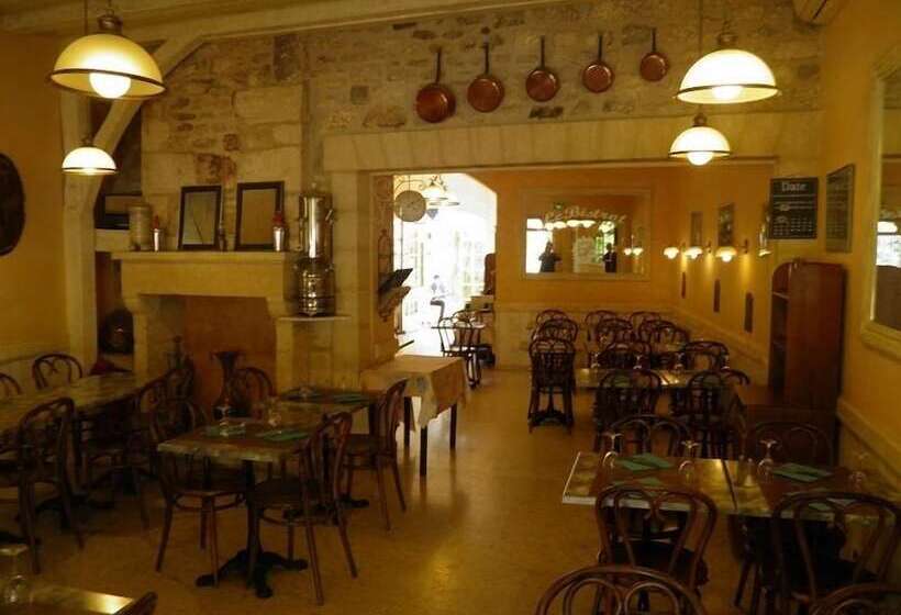 هتل Le Relais De Montignac