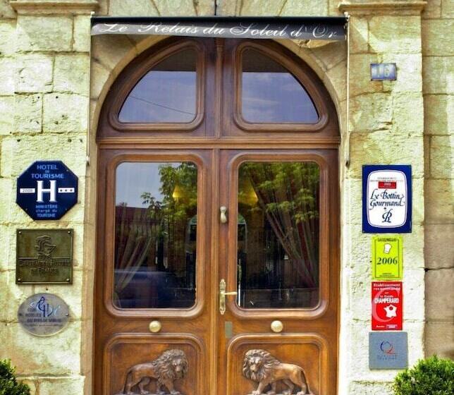 هتل Le Relais De Montignac