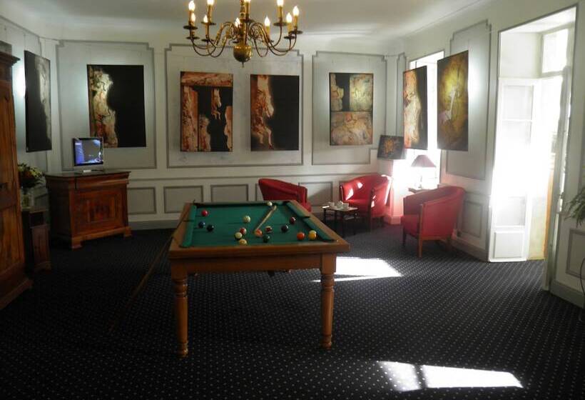 هتل Le Relais De Montignac