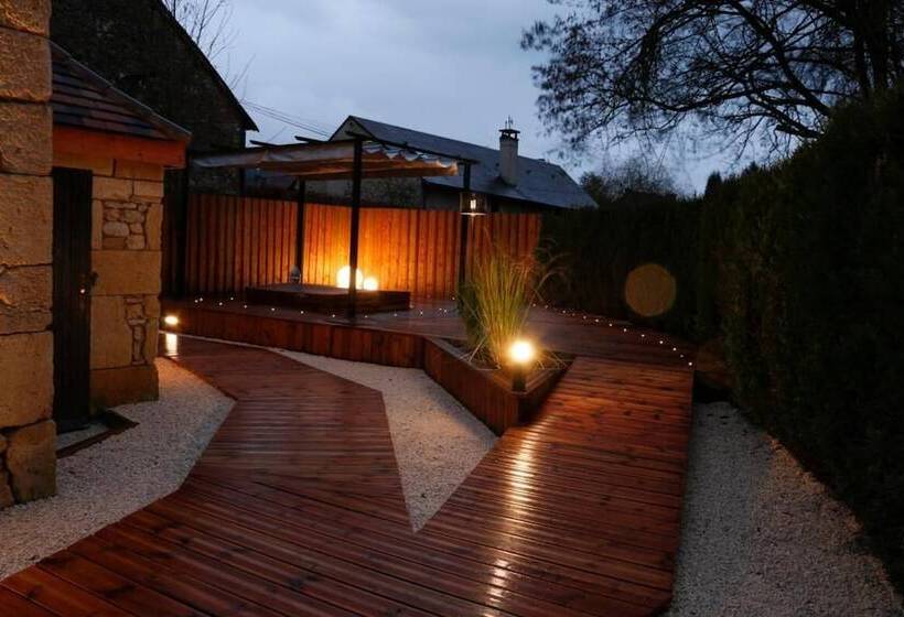 هتل Le Relais De Montignac