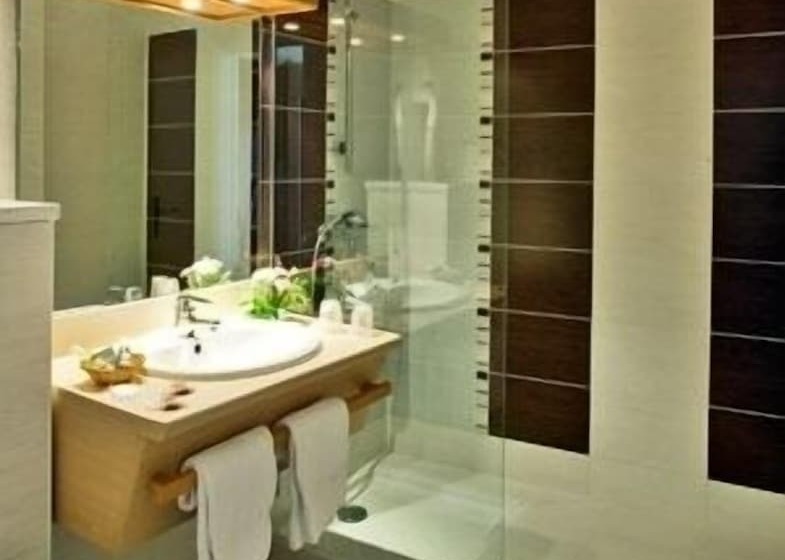 هتل Le Relais De Montignac