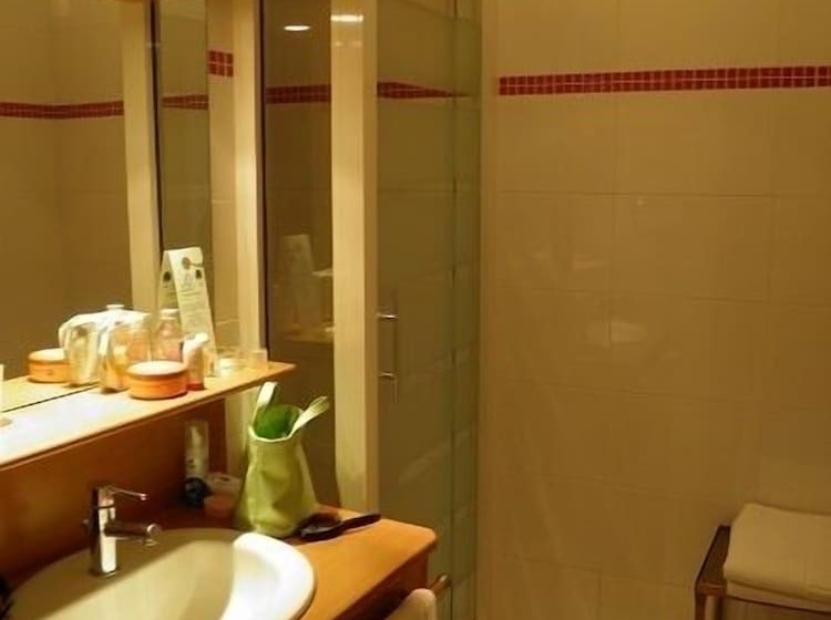 هتل Le Relais De Montignac