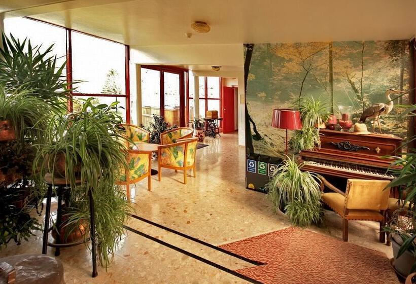 فندق Logis Auberge La Diege