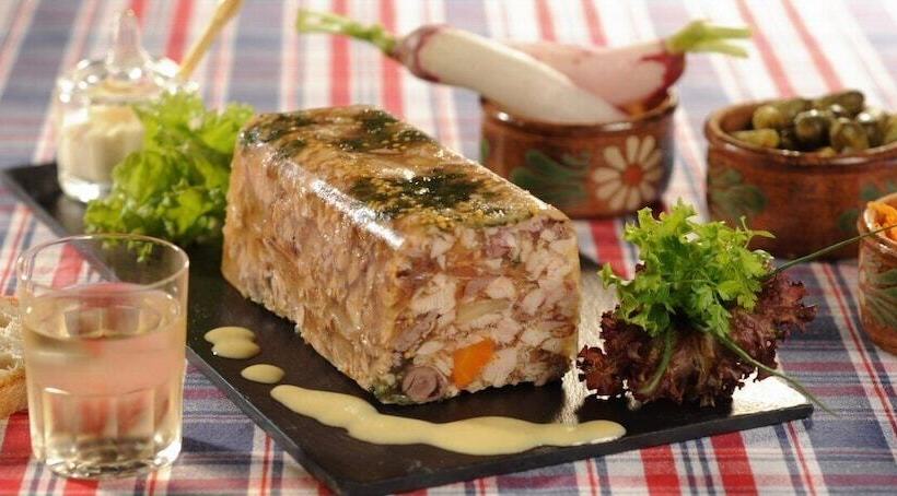 Logis Hotel Restaurant A L Etoile