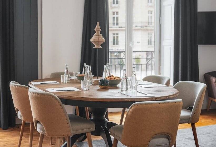 Maisons Du Monde Hotel & Suites   Nantes