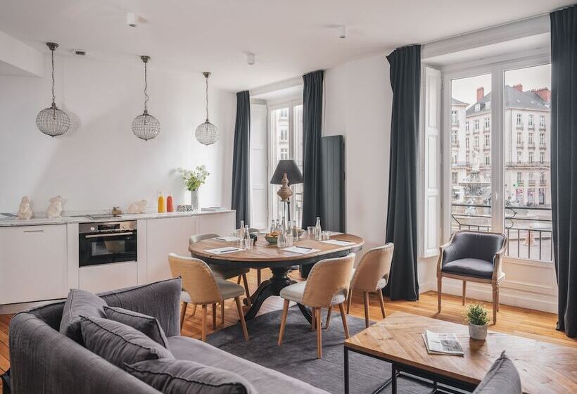 Maisons Du Monde Hotel & Suites   Nantes