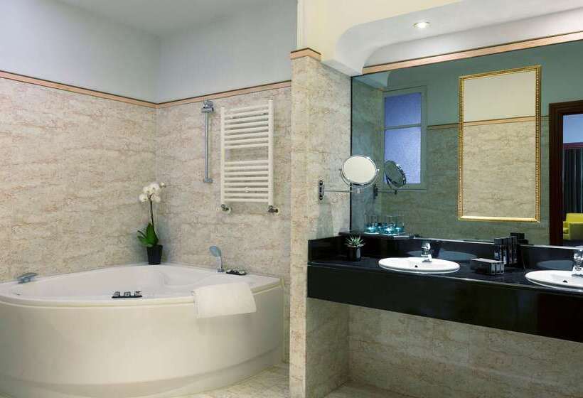 Fotos del hotel Melia Paris Champs Elysées:  45
