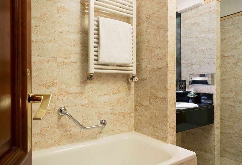 Fotos del hotel Melia Paris Champs Elysées:  42