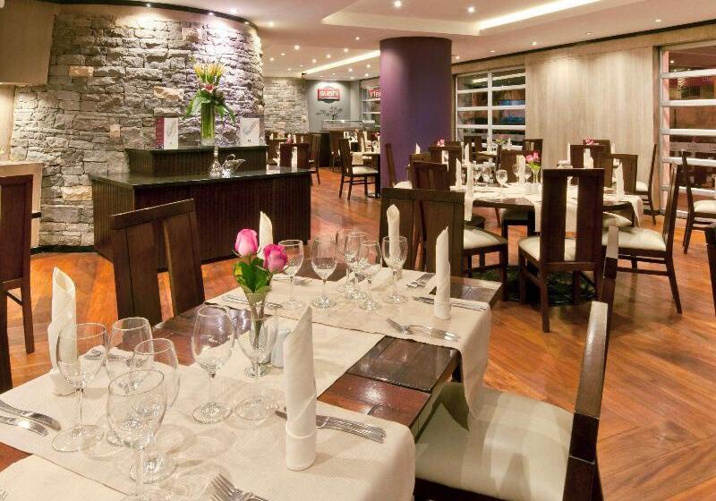 هتل Mercure Alameda Quito