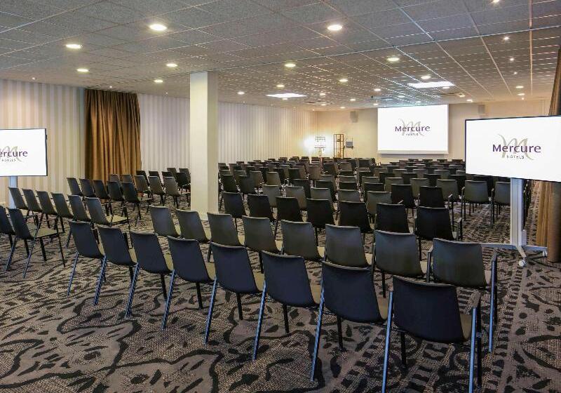 هتل Mercure Angoulême Hôtel De France