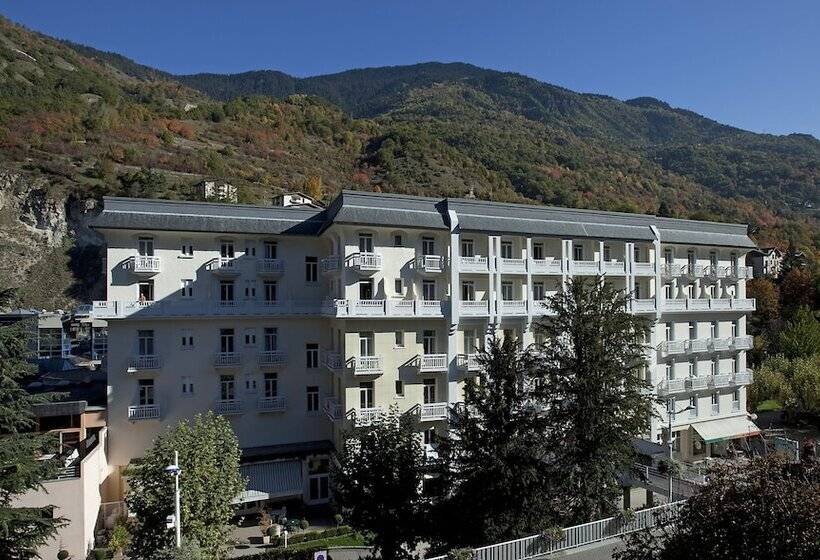 هتل B&b Home Brides Les Bains Les 3 Vallées