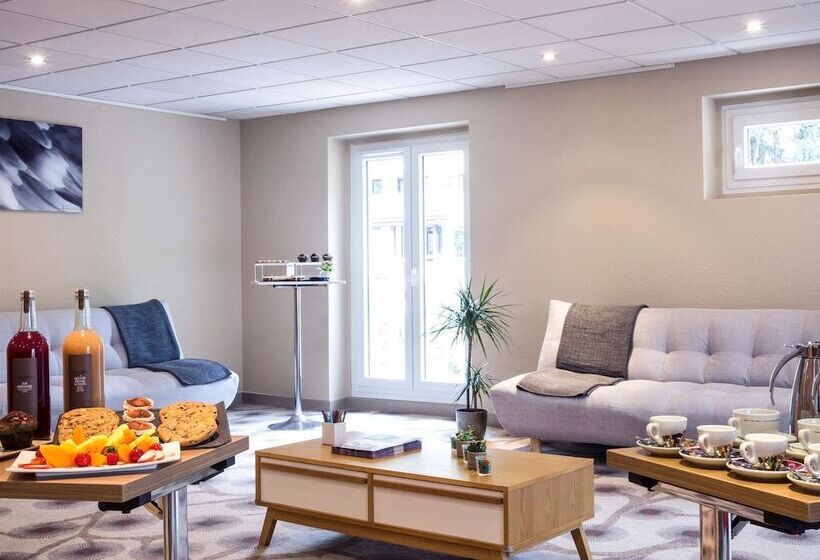 هتل B&b Home Brides Les Bains Les 3 Vallées