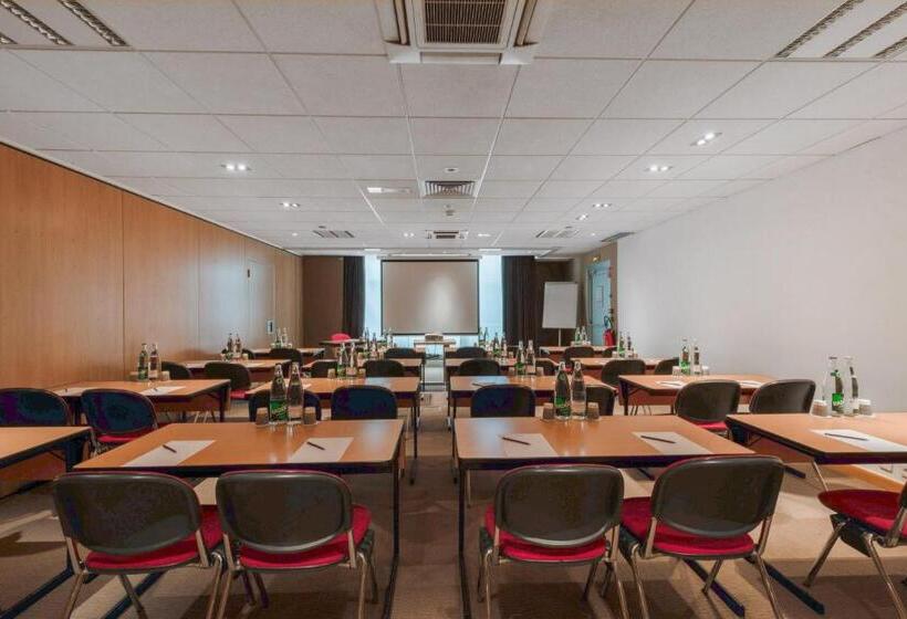 هتل Mercure Paris Roissy Cdg