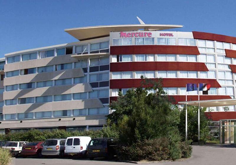 هتل Mercure Vannes Le Port