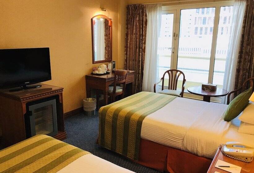 Fotos del hotel Riviera:  4