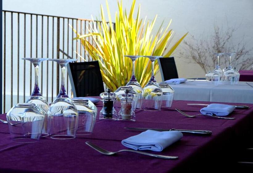 Logis Grand Hotel Pelisson