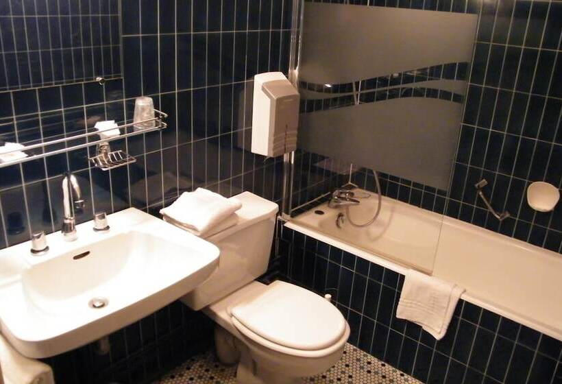 فندق Balzac Hôtel