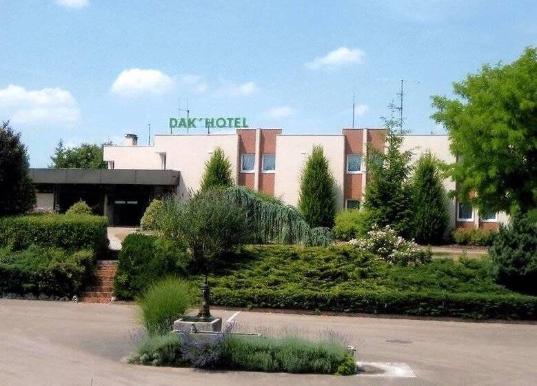 Hotel Brit  Dak