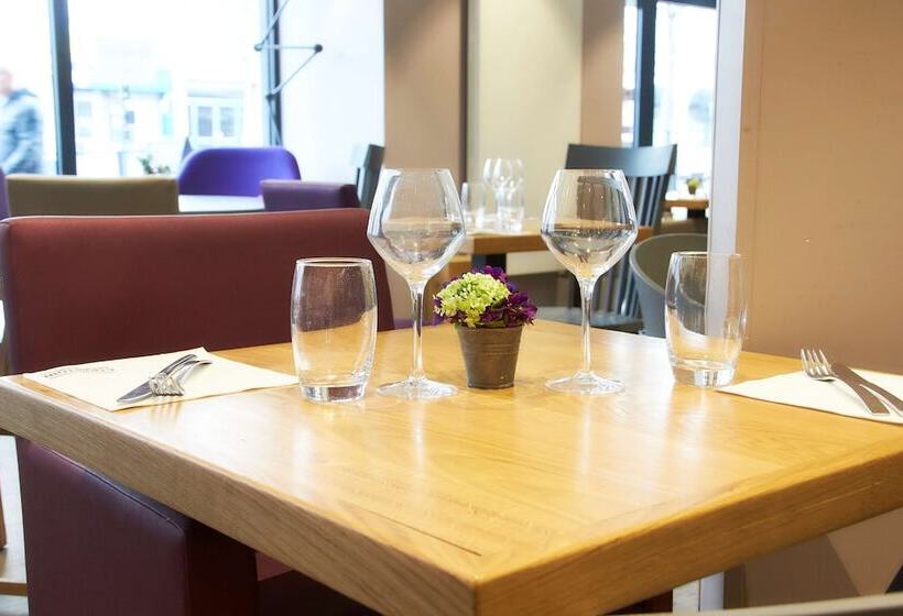 Отель Campanile Dijon Centre  Gare