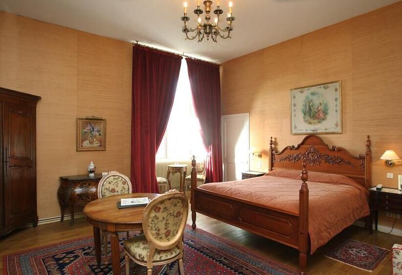 هتل Chateau De La Verie