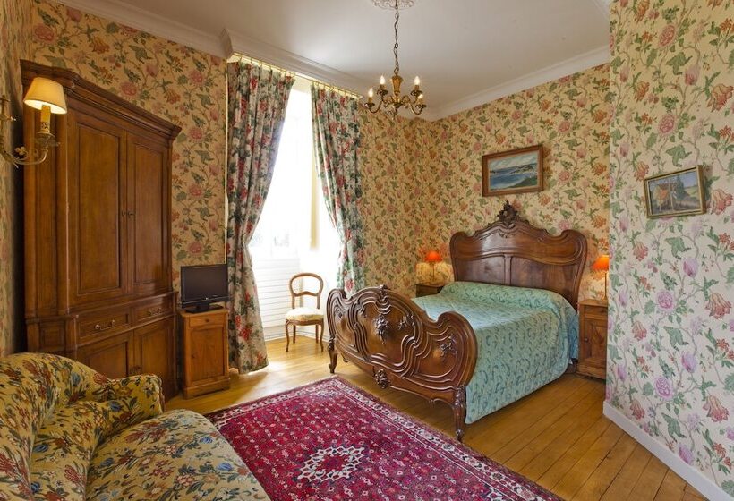 هتل Chateau De La Verie