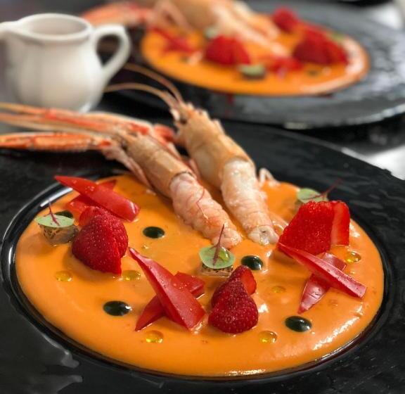 בית מלון כפרי Château De Trigance