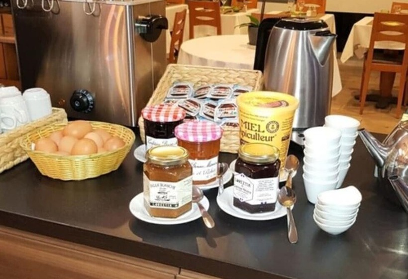 בית מלון כפרי Logis Hôtel Des Lacs Paris Sud