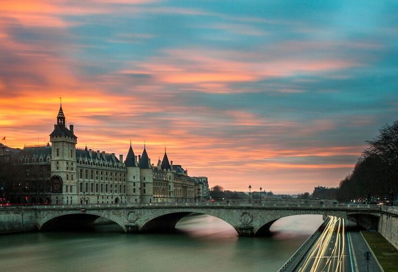 Hotel Etoile Trocadero