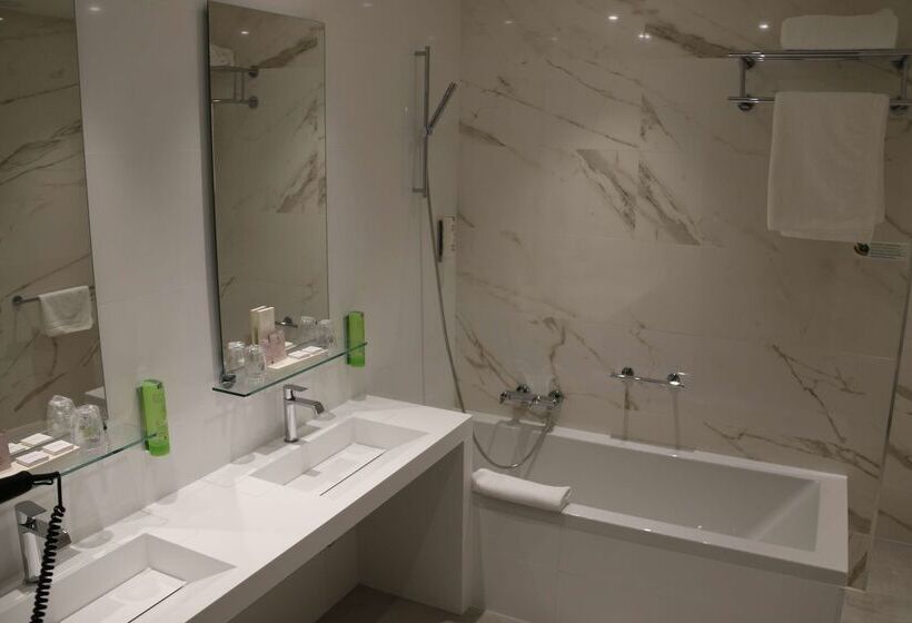 Fotos del hotel Golden Tulip Cannes  De Paris:  4