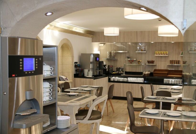 Fotos del hotel Golden Tulip Cannes  De Paris:  40