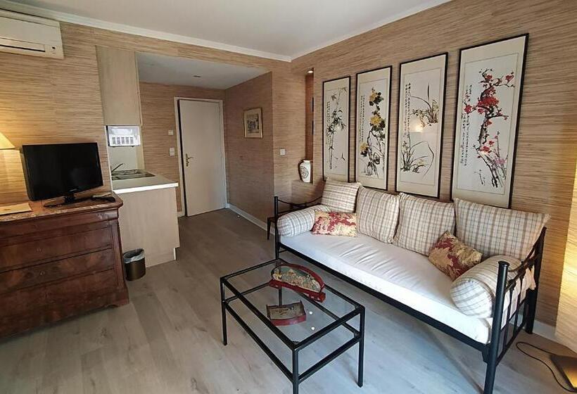 هتل Hostellerie Du Grand Saint Antoine