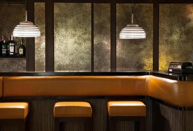 هتل Hostellerie Du Grand Saint Antoine