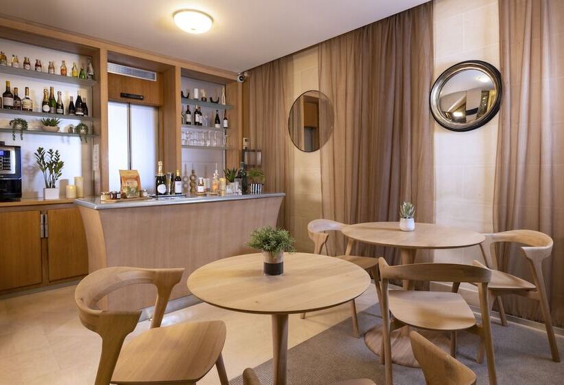 Fotos del hotel Hôtel De Banville:  14