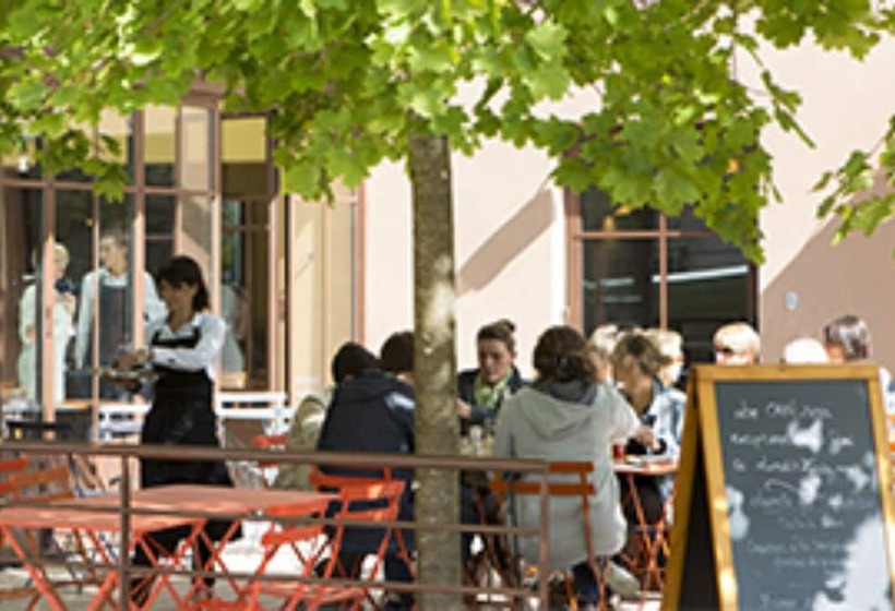 Отель Beaulieu Lyon Charbonnières
