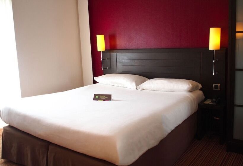 هتل Ibis Styles Nantes Centre Place Royale