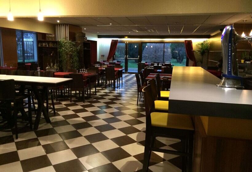 هتل Kyriad Argenteuil