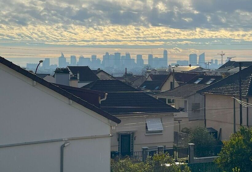 هتل Kyriad Argenteuil