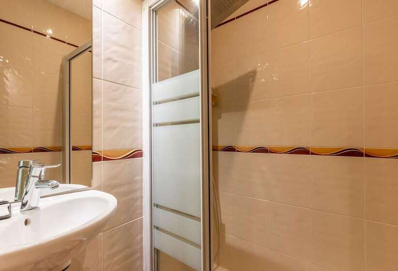 Hotel Kyriad Saint Malo Centre Plage