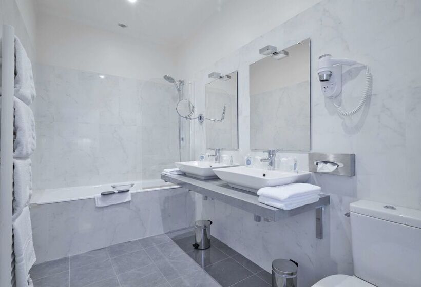 هتل Kyriad Saumur Hyper Centre Hôtel Appartements Et Spa Soins Sothys Paris
