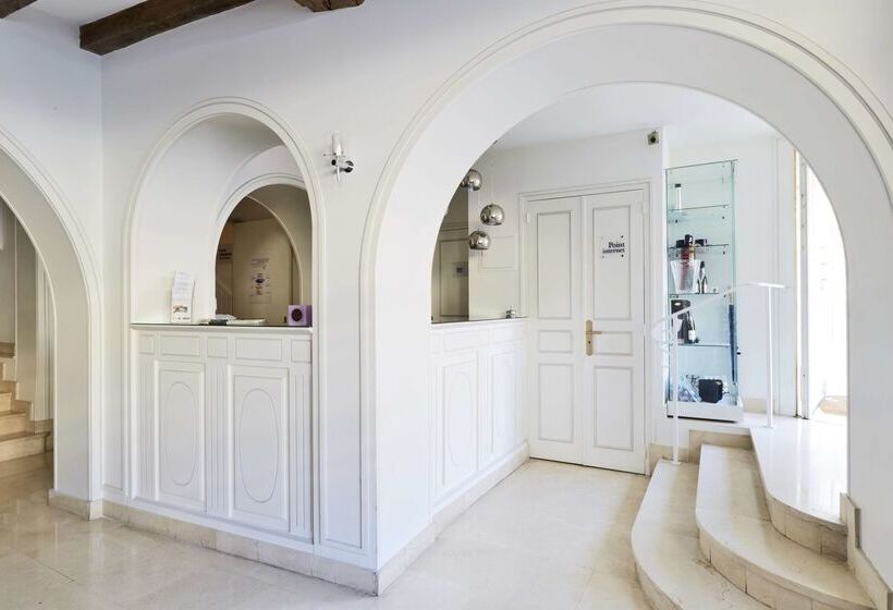 هتل Kyriad Saumur Hyper Centre Hôtel Appartements Et Spa Soins Sothys Paris