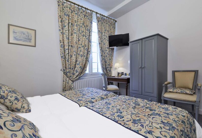 هتل Kyriad Saumur Hyper Centre Hôtel Appartements Et Spa Soins Sothys Paris
