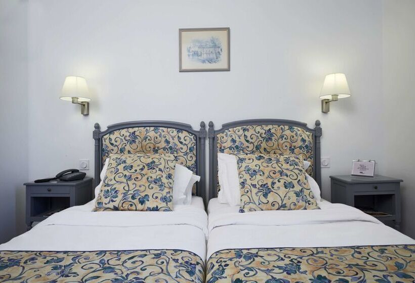 هتل Kyriad Saumur Hyper Centre Hôtel Appartements Et Spa Soins Sothys Paris