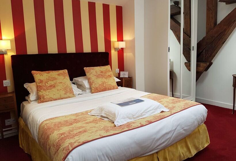 هتل Kyriad Saumur Hyper Centre Hôtel Appartements Et Spa Soins Sothys Paris