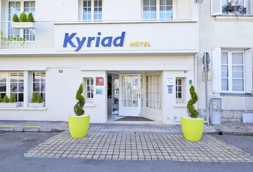 هتل Kyriad Saumur Hyper Centre Hôtel Appartements Et Spa Soins Sothys Paris