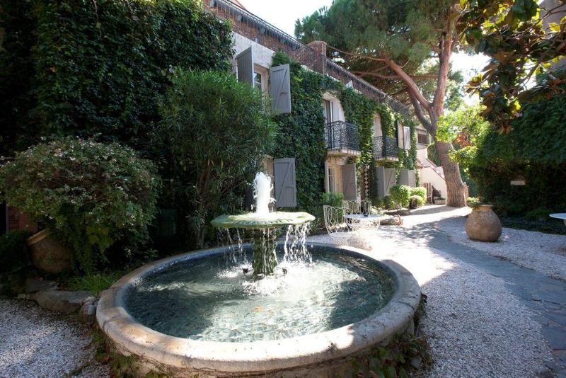 هتل La Casa Pairal