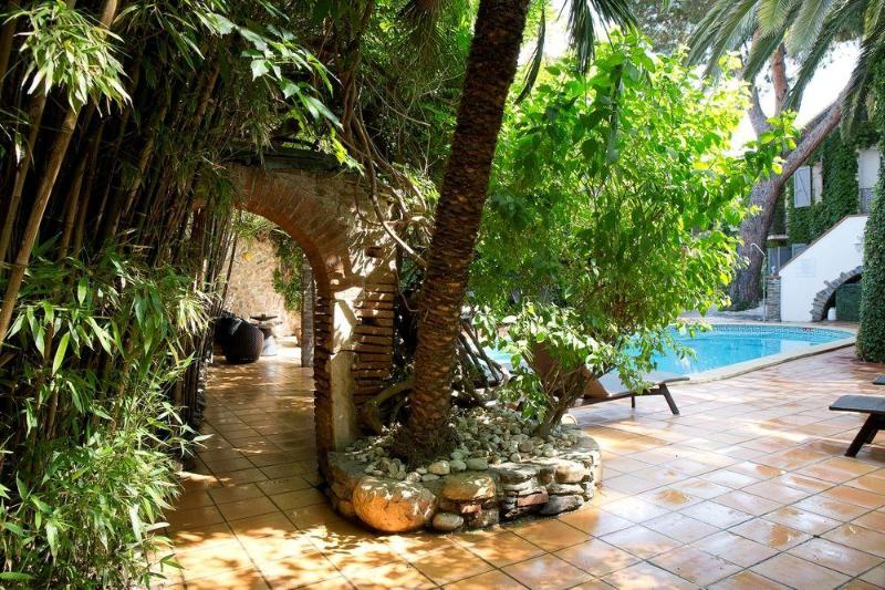 هتل La Casa Pairal