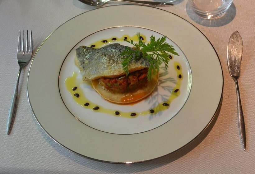 هتل Logis Hôtel Restaurant Des Acacias Lille Tourcoing
