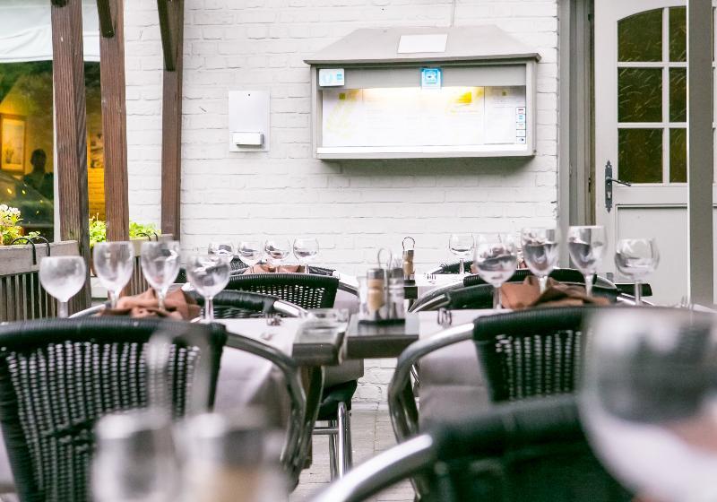 هتل Logis Hôtel Restaurant Des Acacias Lille Tourcoing