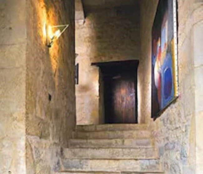 בית מלון כפרי Logis La Garissade